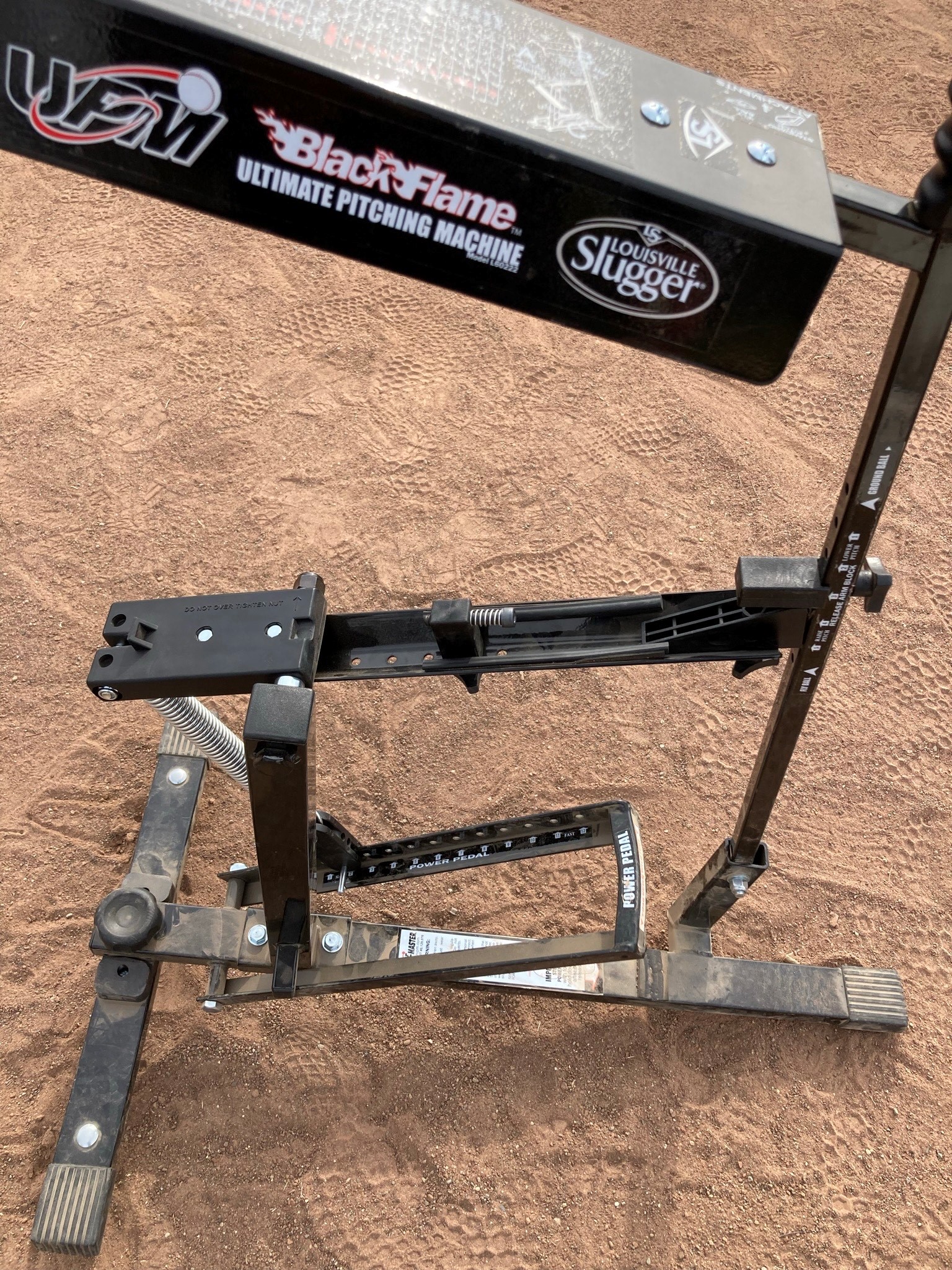 Louisville Slugger Black Flame Pitching Machine - Review